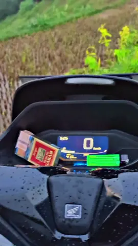 after rain💦 #fyppppppppppppppppppppppp #fypシ゚ #pcx160ล้อ17แต่งสวย 