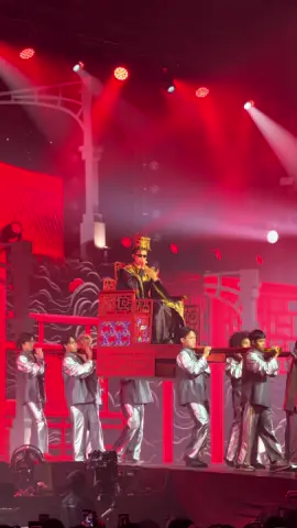 ไสเสลี่ยงไปหาน้อนๆอะครับ 😎😎😎  @ppnaravit  PONDPHUWIN JOURNEY CONTINUES  #PondPhuwinFanconD2 #ppnaravit #JASPER #RISERMUSIC #GMMTV