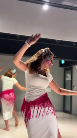 بلدي كوين 💗 #مصر #رقصني_يا_مريم #raqasniyamariam #trending #orientaldance 