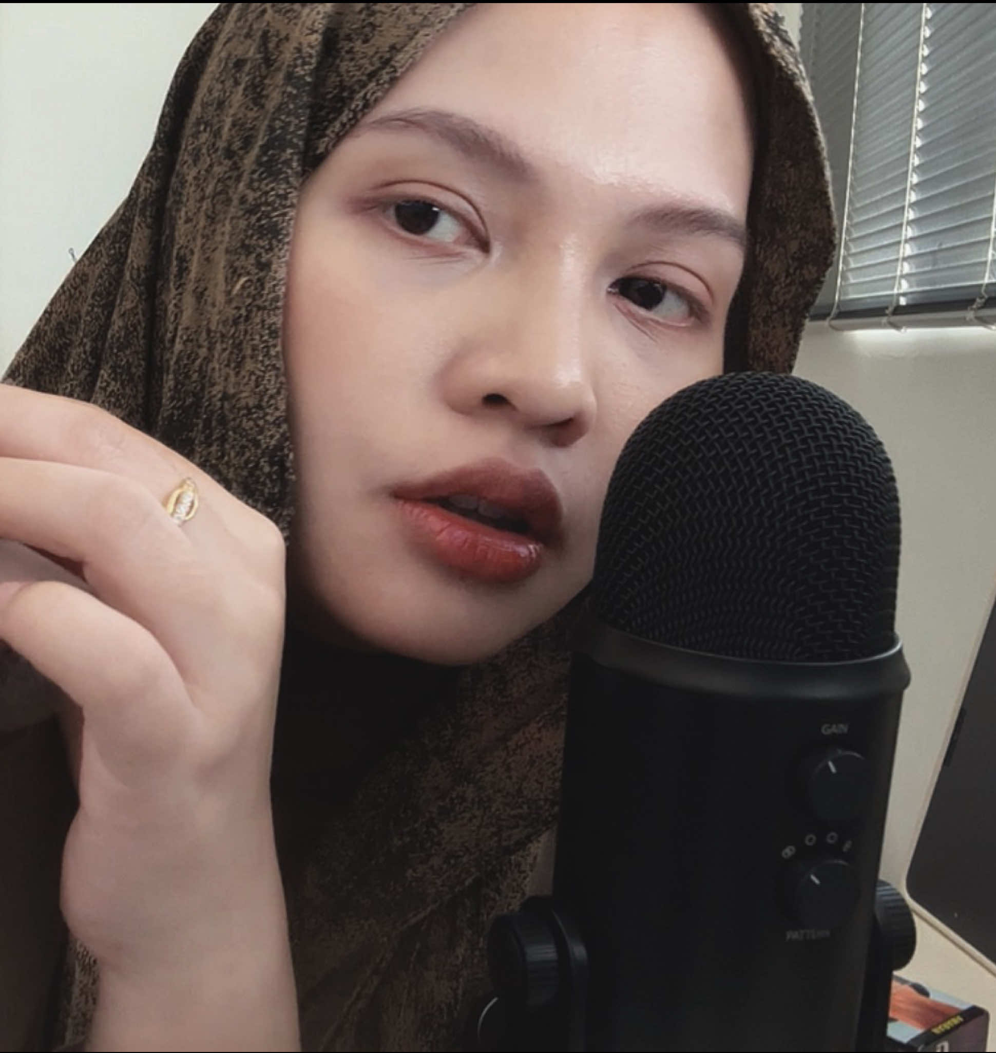 ASMR for those who love mouth sounds while brushing 👄✨ Malaysia FULL VIDEO ON YOUTUBE #asmr #asmrsounds #asmrmalaysia #fyp #fyppppppppppppppppppppppp 