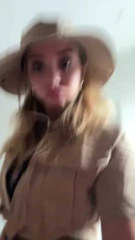 I’m a uni student get me out of here 