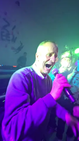 Le Premier Show sur scène de Hervé, merci à @_MORGNY_  pour l'invitation ❤️🔥 #herve #pourtoi 