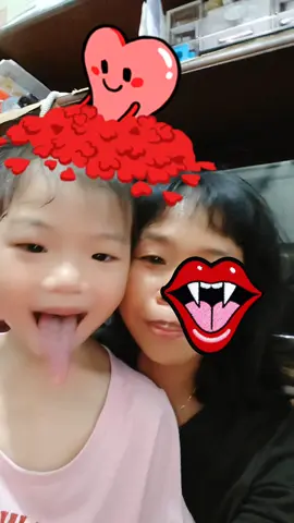 Aku tetap tidak bisa adu lidah sama anak ini, lidah dia terlalu panjang😛 long Tongue, Tongue, Lidah 👅 #fyp #capcut #viral #foryou #foryoupage 