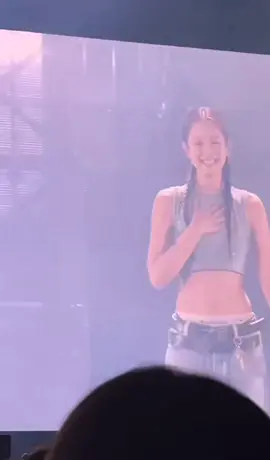 « LOVE YOU JAKARTA 🗣️ » JENNIE GLOWS IN JAKARTA  #JENNIEDEADLINEINDONESIA #JENNIE #jenniekim #jennieblackpink #fyp 