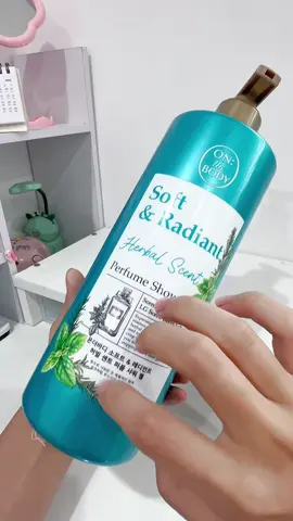 Tắm xong thơm qué trừi. To còn Thơm nữa 🍀🍀#onthebodysoftradiant #suatamnuochoa #bodycare #suatamthomlau #egaovietnam