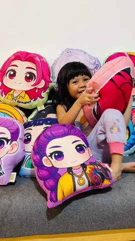 🔥 BEST SELLER & TRENDING NOW! 🔥 KPOP fans, huwag magpahuli! 💜 Demon Hunter Shaped Pillow – Huntrix Saja Boys Edition Soft, cute, at perfect pang regalo o pang-display! 🎁 ✅ 14” size ✅ Safe for babies & buntis ✅ Fast shipping & COD nationwide! #KpopPillow #TrendingNow #BestSeller #DemonHunter #HuntrixSajaBoys  