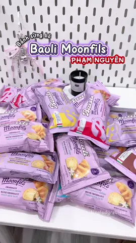 Bánh sừng bò nhà Phạm Nguyên ăn ngon mà tiện lắm lunn #banhsungbobaulimoonfils #phamnguyen #banhsungbo #conangriviu #kingladyreview 