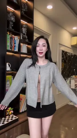 Áo len cardigan dệt kim dài ta#aolen #livetiktok #thoitrangnu #homnaymacgii 