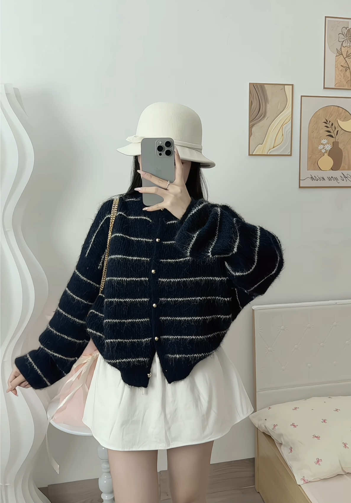 Biết mùa đông cần áo ấm thui ạ #aolen #lenlongtho #aolendaitay #outfit #xuhuong 