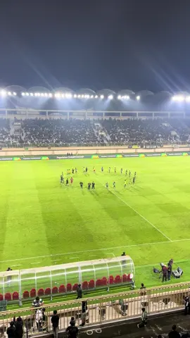 Sampai Kau Bisa berkumandang di Maguwoharjo setelah laga PSS melawan Persipura yang berkesudahan 0-0, Sabtu (1/11/2025) malam. Laga berjalan sengit, satu pemain Persipura Marinus Wanewar mendapat kartu merah. Sementara ini PSS masih berada di puncak klasemen Pegadaian Championship 2025/2026 Grup B dengan poin 19. #pss #pssvspersipura #skorpsspersipura #bcsxpss #sleman 