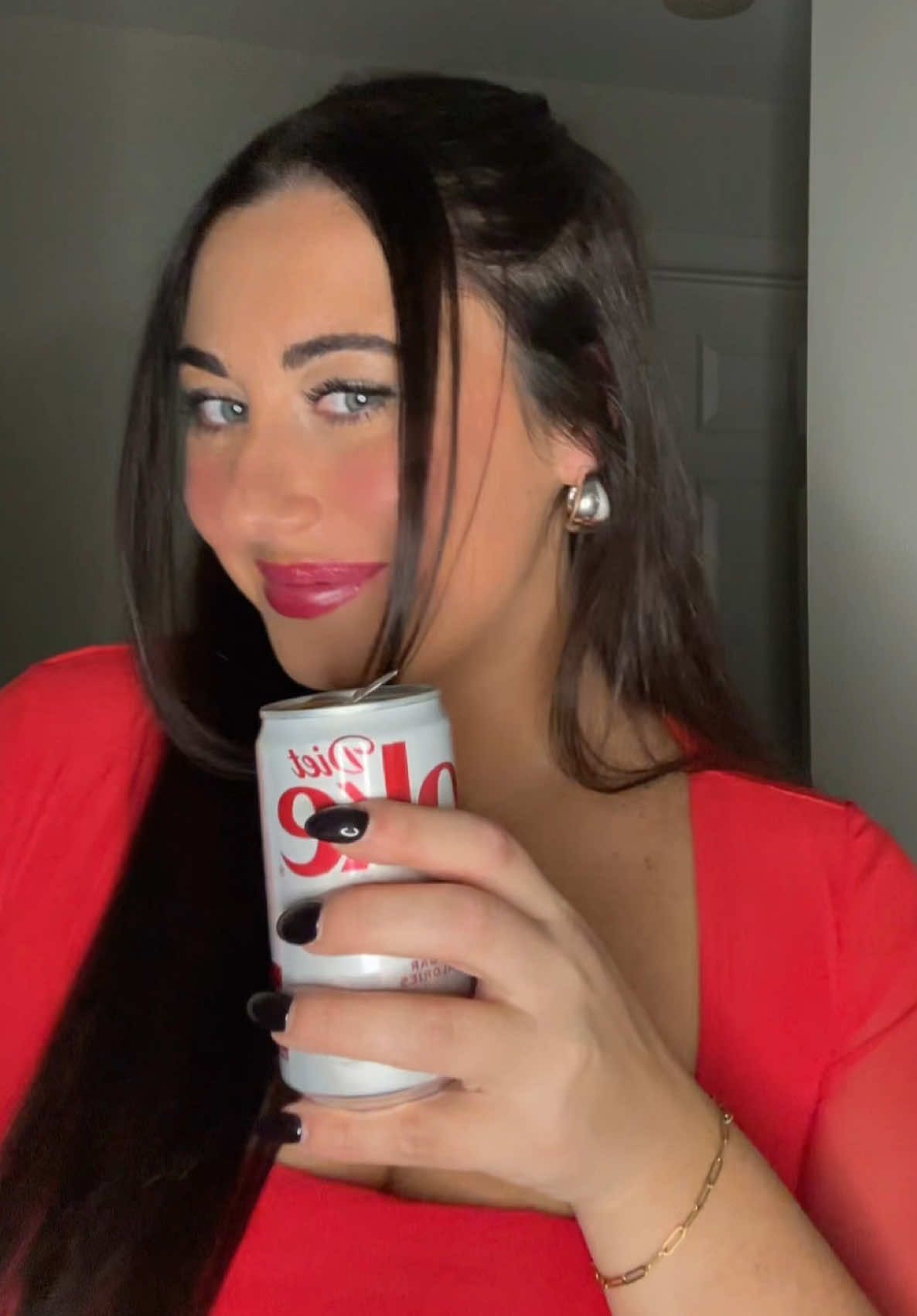 ily @Diet Coke ❤️‍🔥💋 #halloween #foryouu #transition #tatemcrae #dietcokeforlife 