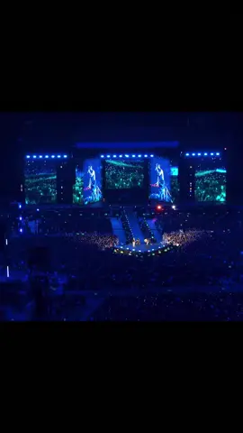 Esse espetáculo foi ontem 31/10/25 no @estadiodomorumbi show do @imaginedragons . Lotado.  Os meninos dragões foram excepcionais. Dan se entregou 1000% e a galera foi junto cantando e vibrando a cada música. Eu fui. #imaginedragons #LOOMTour 