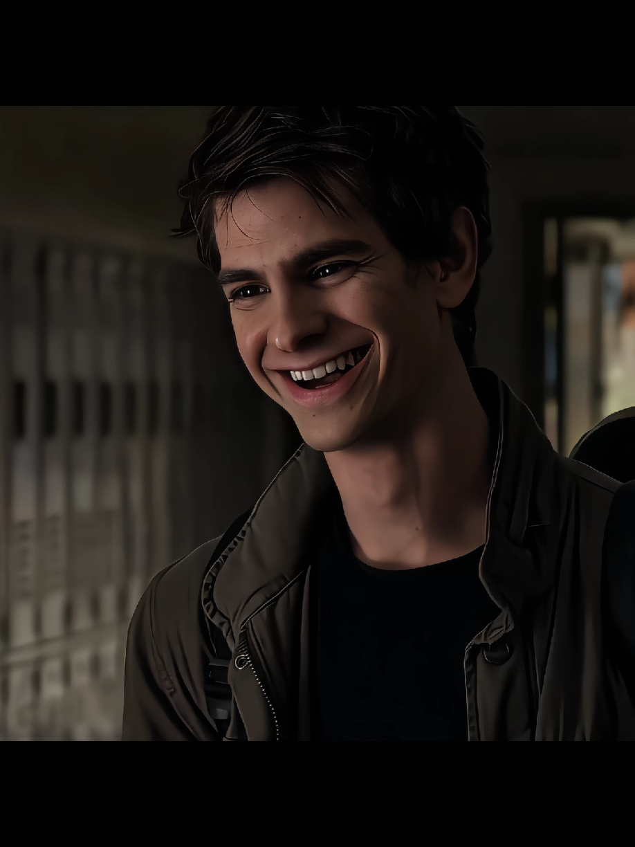 Some dreams never find their ending 💔 Andrew Garfield x Emma Stone — a love that felt real, but never stayed 🕸️ #creatorsearchinsights #spiderman  #sadstutus #heartbroken #LIVEIncentiveProgram 