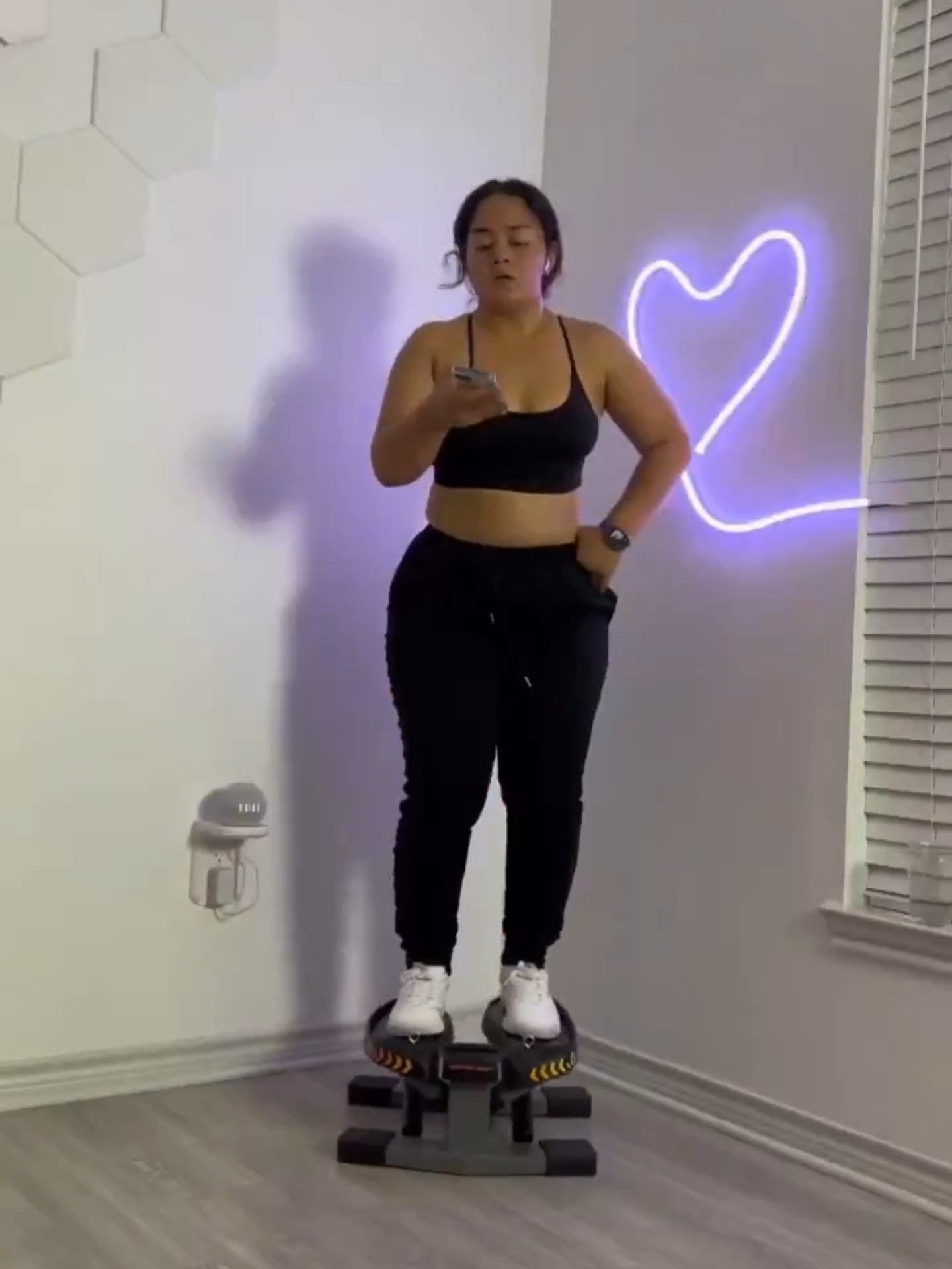 MINI STEPPER MONITOR LCD SIMULADOR CAMINHADA PARA FISIOTERAPIA E FUNCIONAL https://s.shopee.com.br/6KwHdxhlpw