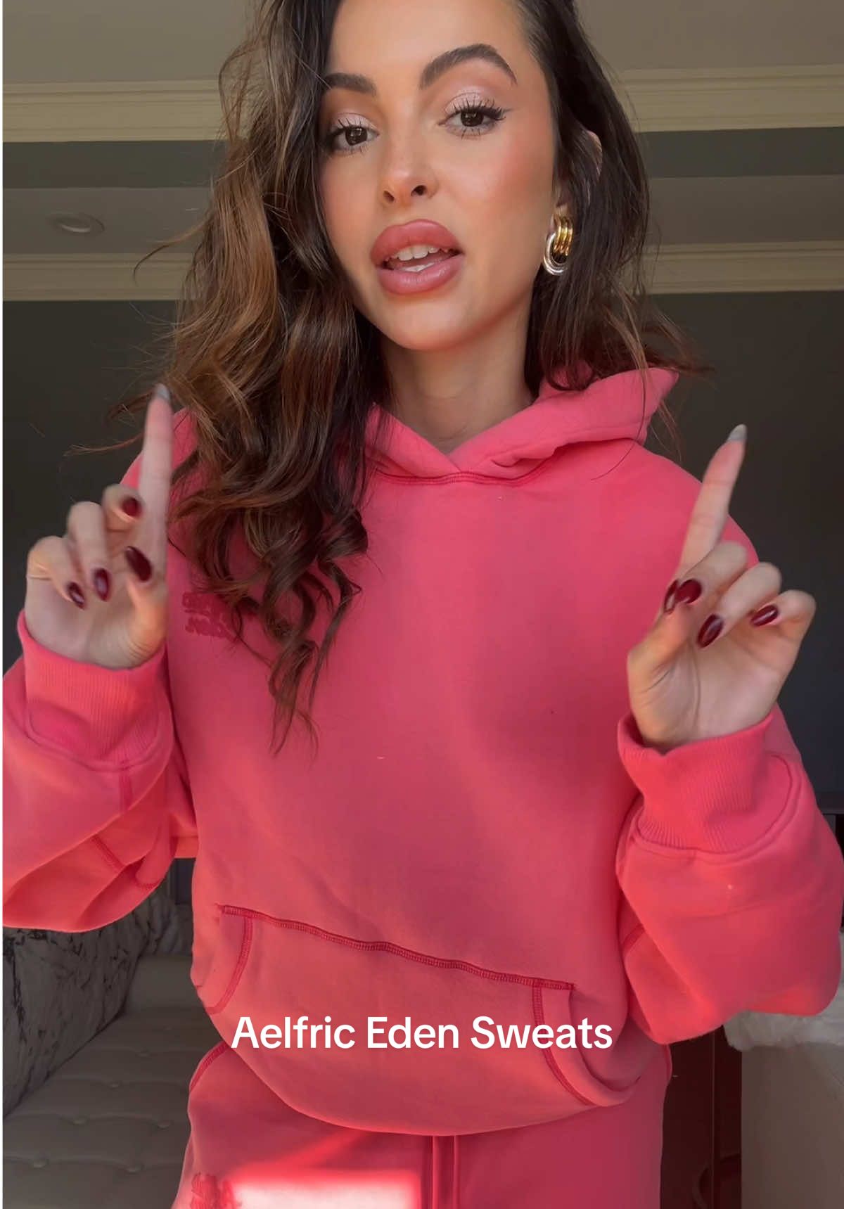 I’m wearing color Berry! 🍓  @aelfriceden_official 