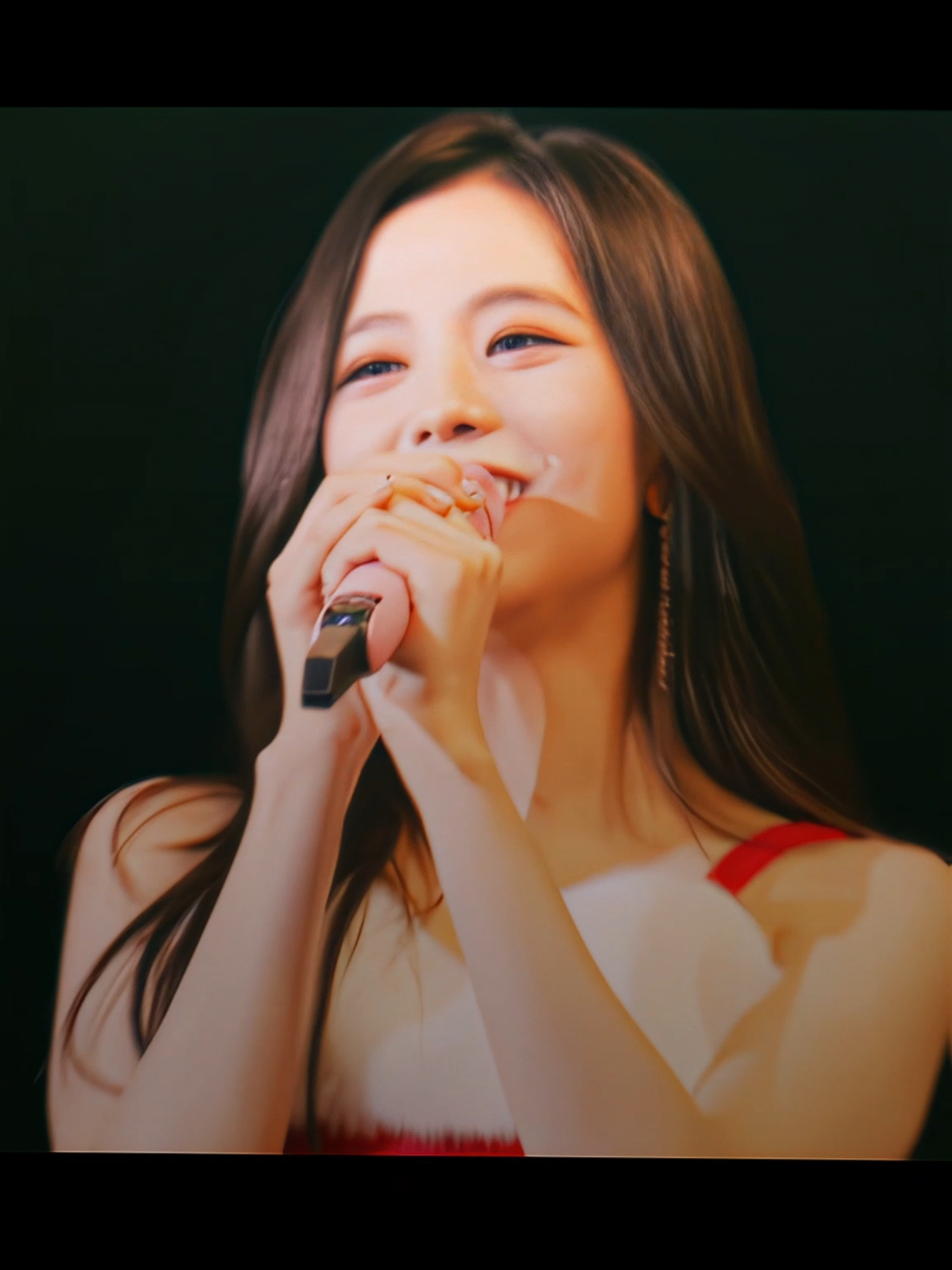 christmas season is back ♡♡#lisa #lisaedit #jisoo #jisooedit #jennie #jennieedit #rosé #roséedit #blackpink #blackpinkedit #kpop #kpopedit #kpopfyp #christmastiktok