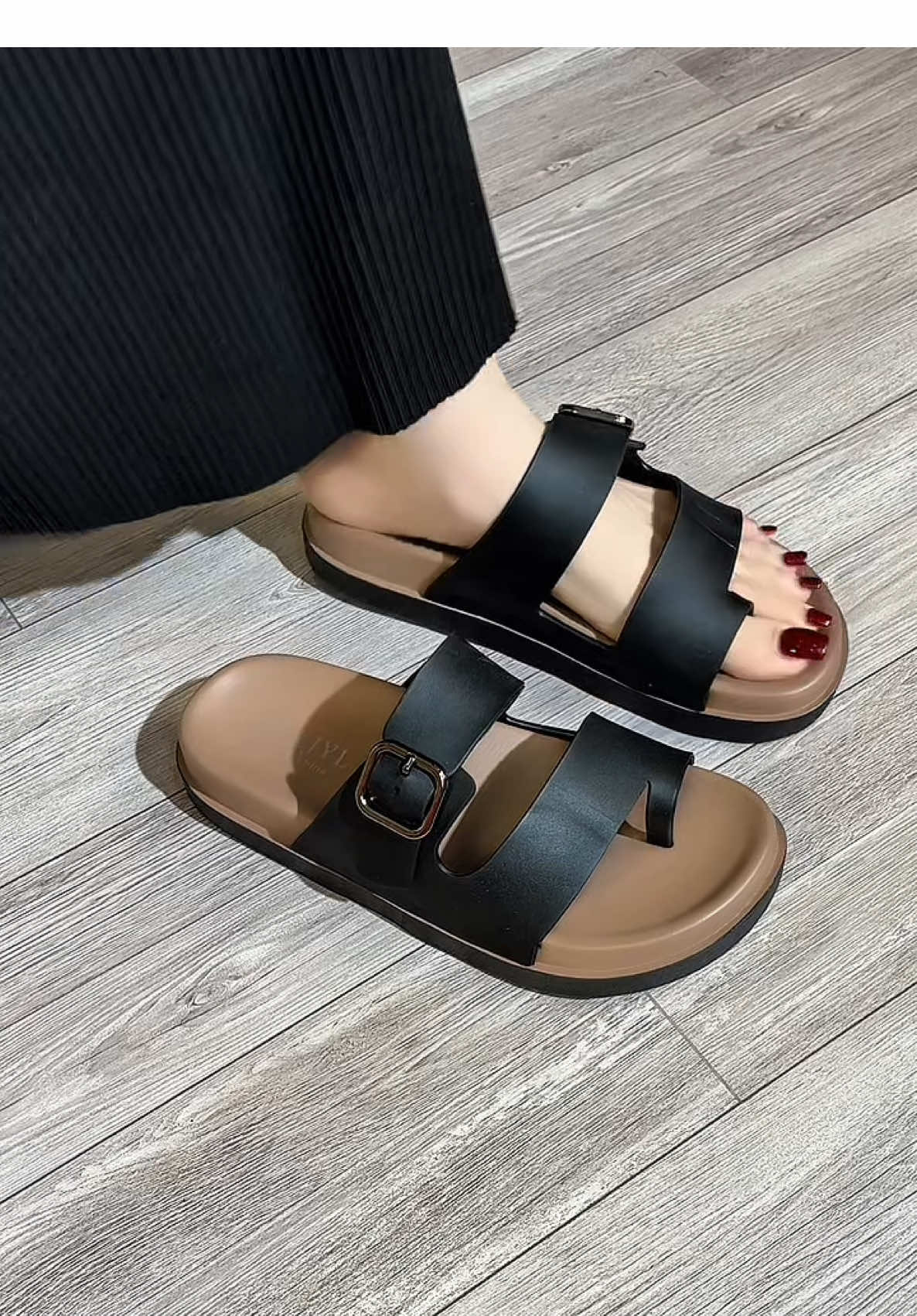 Dép qusi ngang xỏ ngón#videpxinh #depquaingang #xuhuong #giaydephottrend 