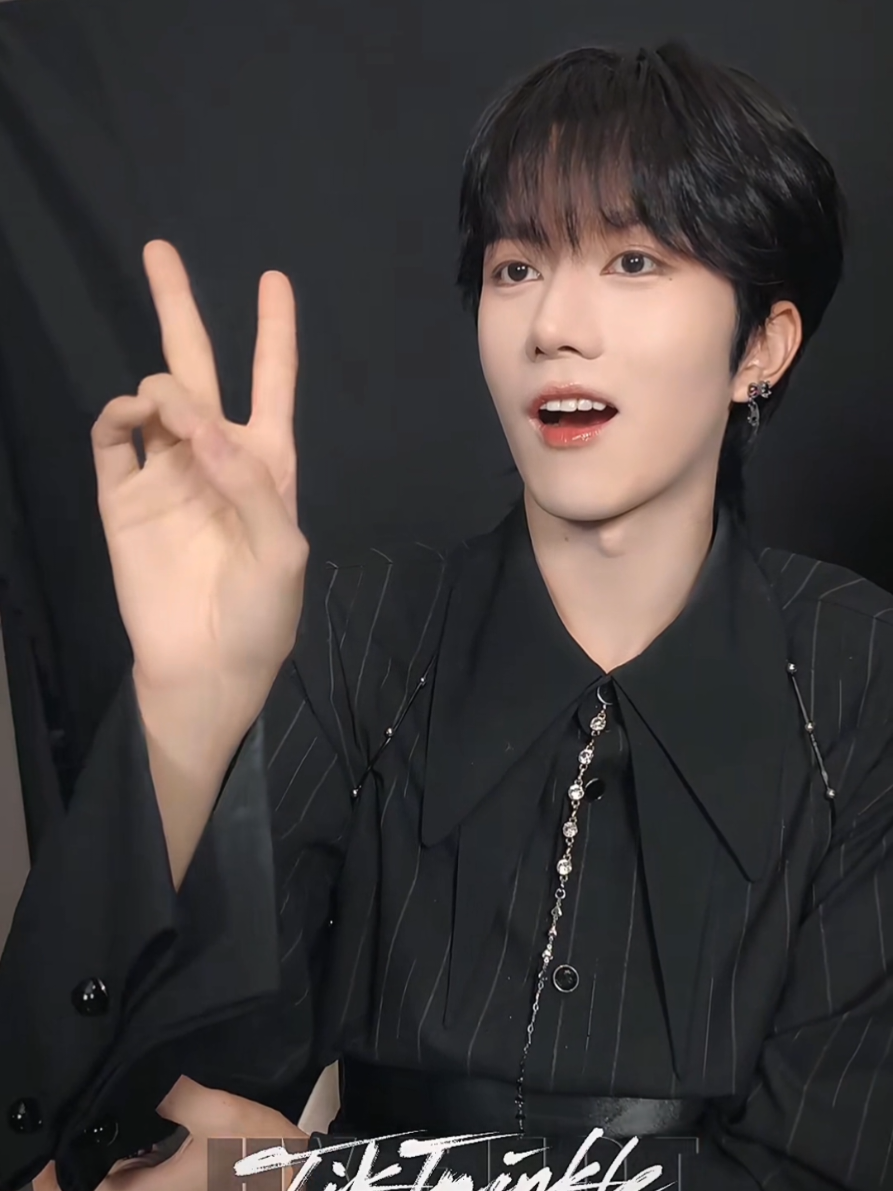 #Desire4 #eliothuang #HuangXing #fyp 