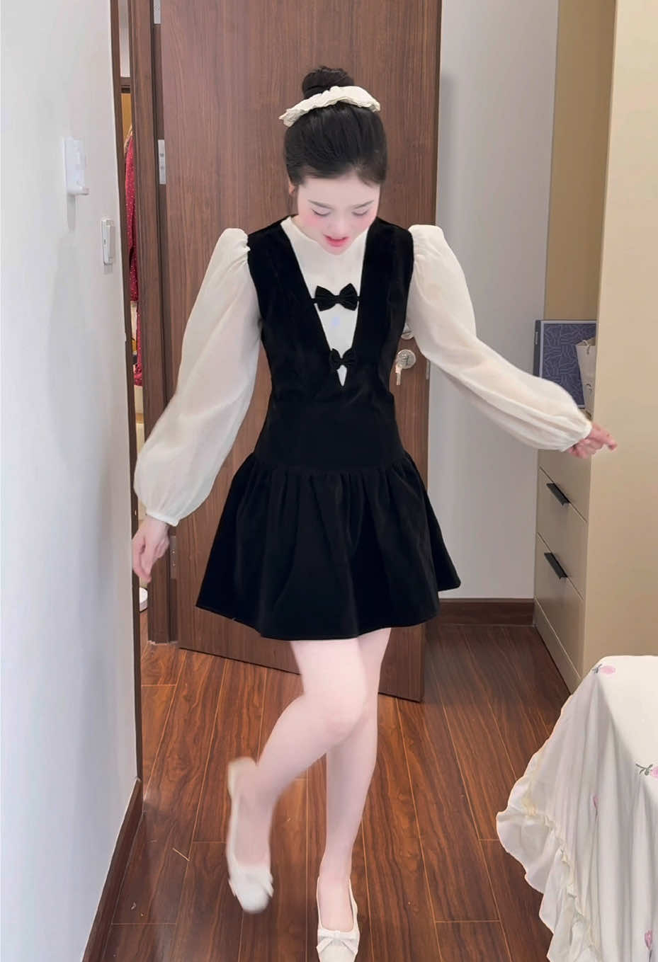 Váy nhung xinh lắm ý 🥰