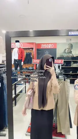 #katakata #lewatbranda #fyp #viraltiktok  lantas apa lagi yang kw ingin kn jika tulus ku tak kw hargai 