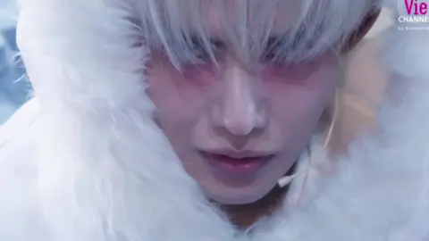 @hoangdillan born to be shine tưởng đâu MV KPop không đó trời😭😭👏👏👏👏🔥🔥🔥🔥🔥🔥🔥#makeup #anhtraisayhi2025 #dillan #dillanhoangphan #dillanhoangphananhtraisayhi2025 #viral 