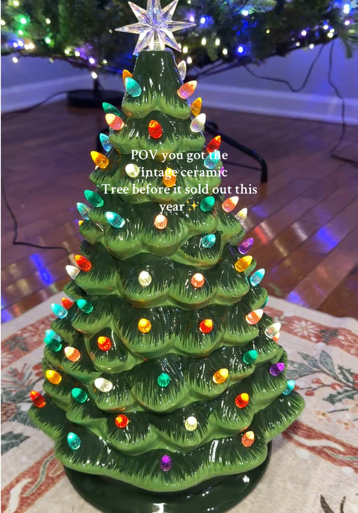 Finally got my hand on the 18 inch ceramic vintage light up Christmas tree 😍🎄🎅🏻 @Best Choice Products, Inc. #vintagechristmastree #ceramicchristmastree #christmastree #christmasdecor #classicchristmasdecor 