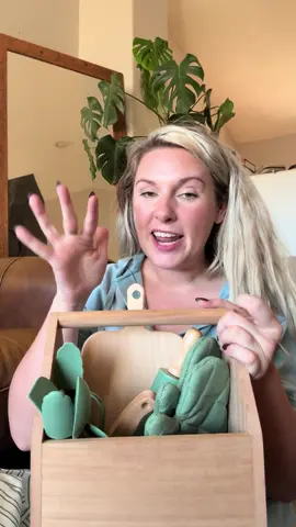 Cooking just got adorable! 👩‍🍳🧁 The WeeSprout Little Chef Set gives kids their very own real kitchen tools — not toys — so they can mix, whisk, and bake right alongside you. Perfect for holiday baking days, family bonding, and little chefs who love to help in the kitchen! 🎄🍪 #kidschef #familybaking #holidaygiftideas #momapproved #tiktokshopblackfriday 