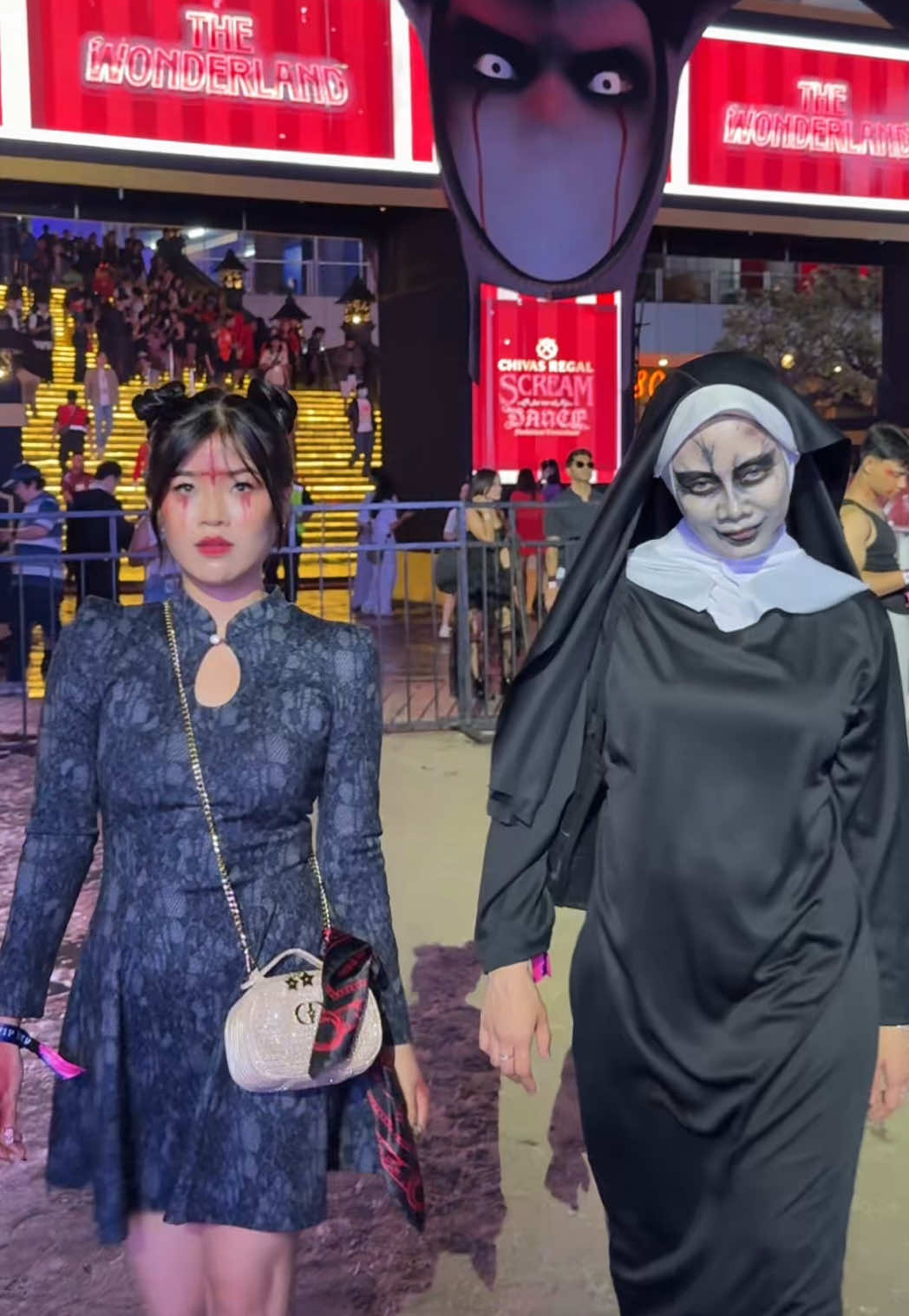 Happy Halloween 2025🥳  #CicidiJakarta #halloween #night #trend #fyp 