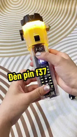 Đèn Pin F37 đa năng. Đèn trên - đèn để bàn- sạc pin dự phòng - bật lửa bằng điện- phá kính - cắt dây an toàn #denpin #den #denpindanang #giadungtienich  @Hòa  @Hòa  @Hòa 