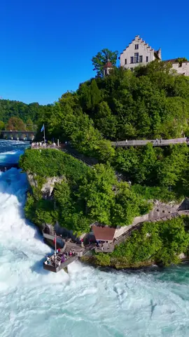 #switzerland🇨🇭 #suisse #switzerland #switzerlandnature #swiss @Rheinfall News @nazarinazar221 @nazarnazarii02 