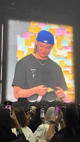 ของใครค่ะงื้อออออ 😅#TAPE_RE_LOAD_FINALE_BKK #TAPE_RE_LOAD_FINALE_BKK_DAY1 #jayb #got7 