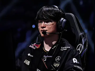 Nụ cười của kẻ chuẩn bị thao túng cả ván game😎 #T1 #Faker #worlds2025 #leagueoflegends 