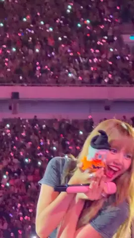 barbie Lisa, so sweet 😭#bp_dinny🤍 #BLACKPINK #LISA #BLINK #fst♡ 