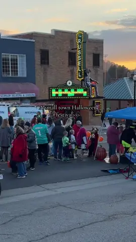 #appalachianmountains #fall #halloween #fallfestival 