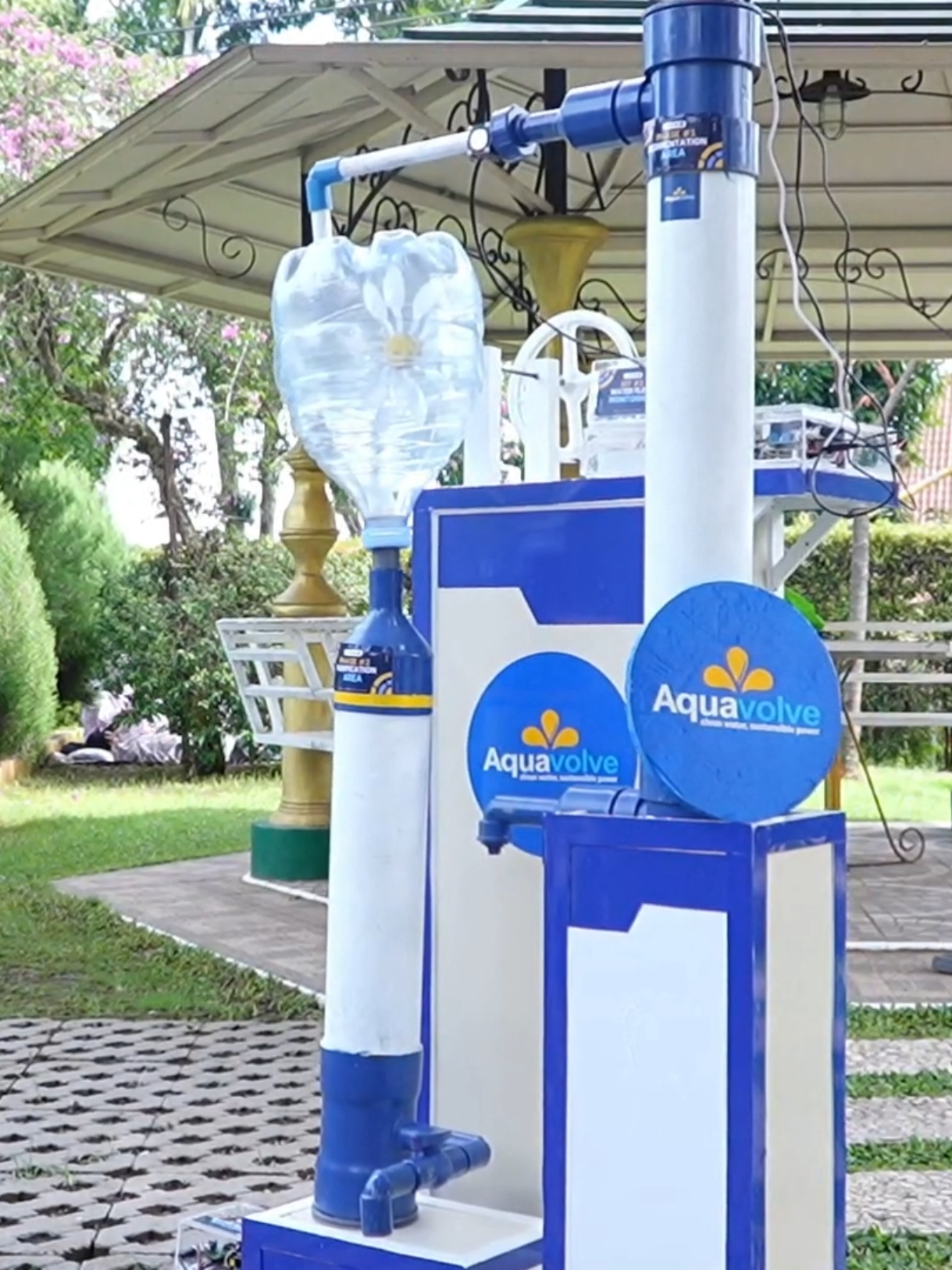 Inovasi Teknologi Pembangkit Listrik Mikrohidro dari Pengolahan Air Limbah #omiriset2025 #inovasisantri #karyasantri #santritazakka #tazakka 