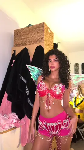 🧚🏻‍♀️ #fairy #halloween #fakebody 