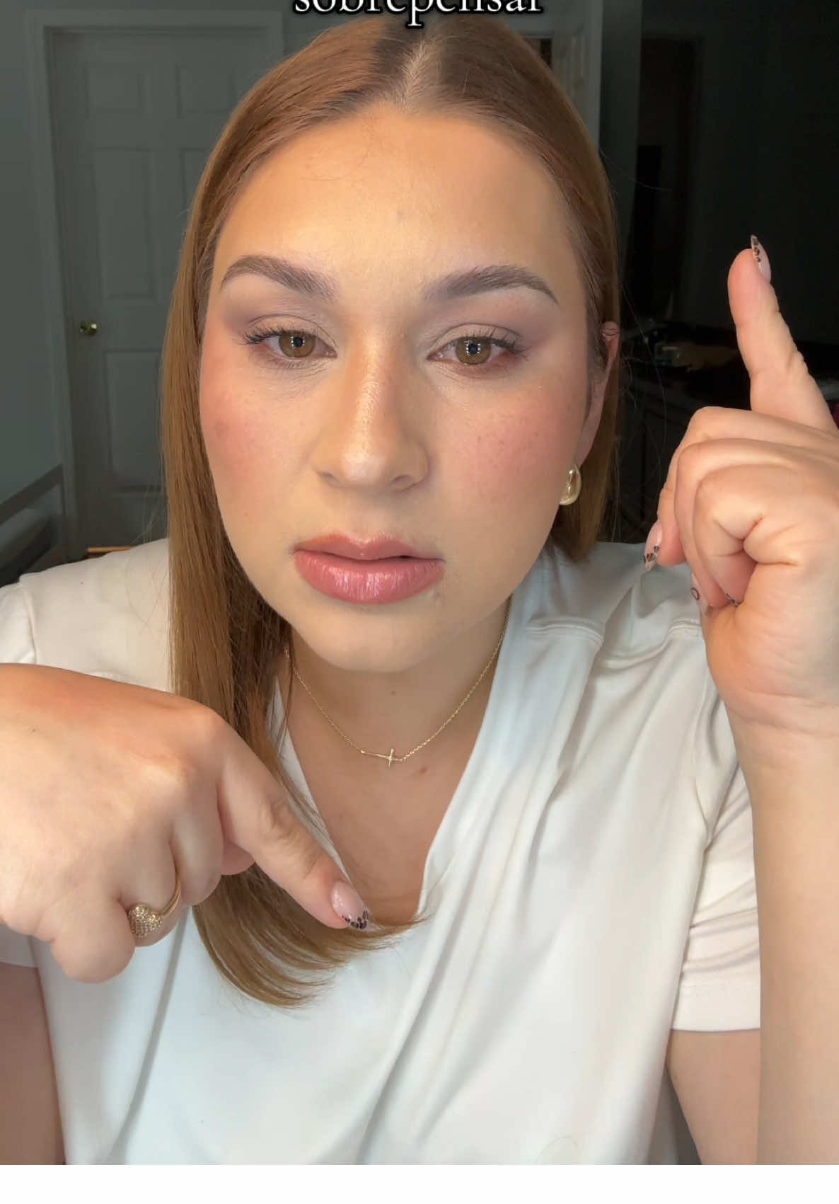 Cuando estoy tranquila y mi cabeza empieza a sobrepensar #creeenelproceso #girlsgirl #sameperson #subircontenido #foryou 