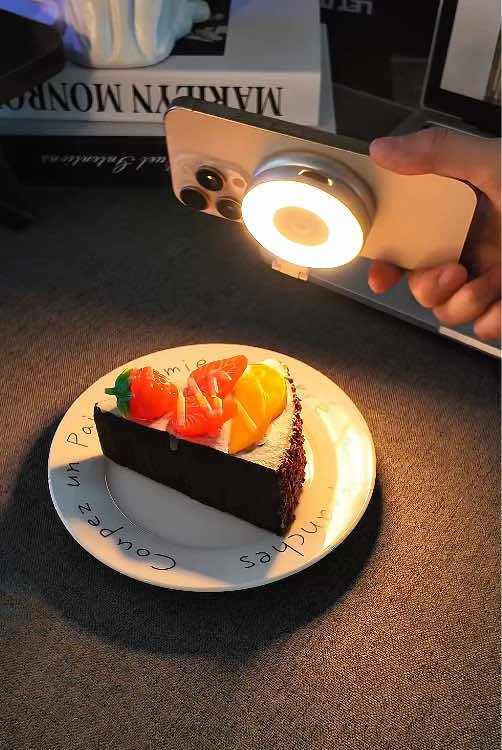 The best thing to have for filming better videos 😍 a foldable magnetic ring light with a mirror for selfies! #magsafe #telesin #tiktokshopblackfriday #tiktokshopcybermonday #selfielight  