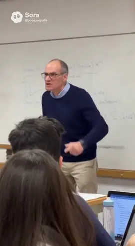 Mi profesor tirando factos 🤯🤣 #sora2 #ia #profesor #clase #vox 