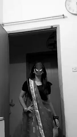 I know amake saree te kemon lagtese 🤌😑#trending #video #unfreezemyacount #foryoupage #fypppppppp 