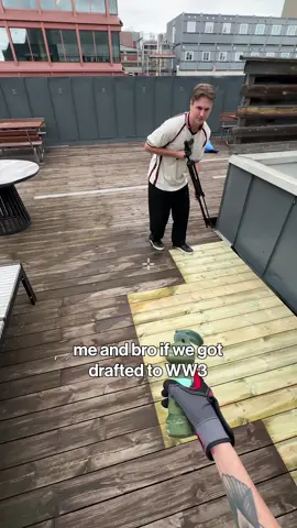 flashing for bro irl 🥰