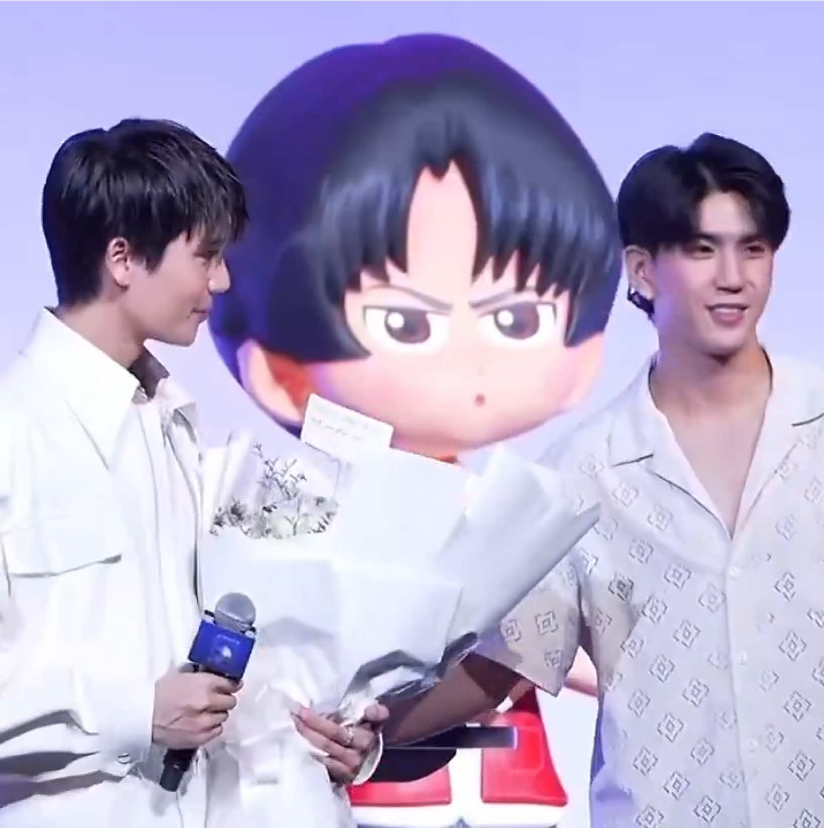 ก่อนน้องซีจะเป็นภูมิแพ้หนุ่มตี๋ ปีที่แล้วหนุ่มตี๋แพ้หนูมากด้วยซ้ำ 😚 #จิมมี่ซี #sea_tawinan #jimmyyjp 