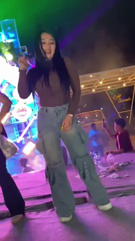 serrr serrrr... #fypシ #ceksound #dancercantik #lewatberanda #videofyp @ValenWijaya✨ 