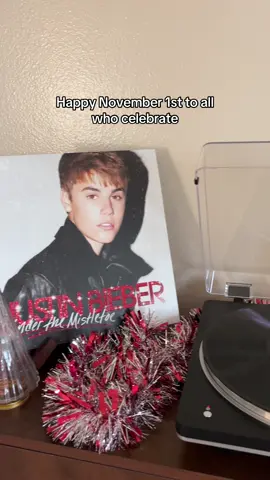 Christmas decor was out and record turned on as soon as it struck midnight  #justinbieber #christmas #underthemistletoe #christmasdecor #christmasdecorations 