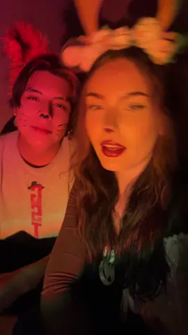 i love my bf #halloween #costume #mrfantasticfox #deer #fox @Oho 