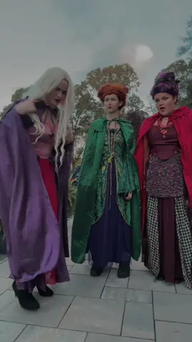 Halloween 😝 #fyp #halloween #sandersonsisters #hocuspocus 