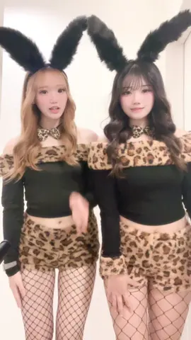 今年はあちゃんとハロウィン❤️ このコス可愛すぎるやろ♡ #fyp#osaka#ハロウィン#豹バニー