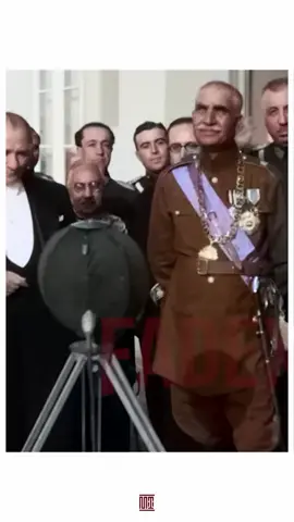 İran şahı rıza pehlevi,nin 1934'teki Türkiye ziyareti esnasında çekilen ve Mustafa Kemal Atatürk'ün  sesinin en net duyulduğu film olma özeliğini taşıyan arşiv kaydını dinliyoruz. #Cumhuriyet  #Mustafakemalatatürk #keşfet 