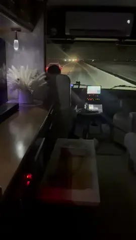 #كرفان #عبدالكريم_عبدالقادر #سفر 