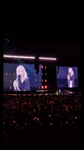 Number one girl 😭🫶 #rose #blackpink #deadlineinjakarta